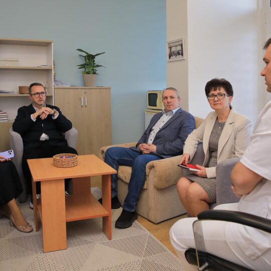 Po Oddeleniach Nemocnice - Návšteva Neurologickej Kliniky