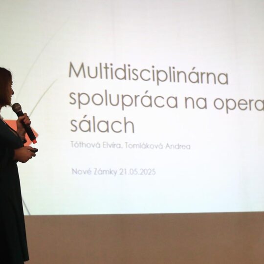 Oslava Medzinárodného dňa sestier vo FNsP Nové Zámky odborný seminár i poďakovanie