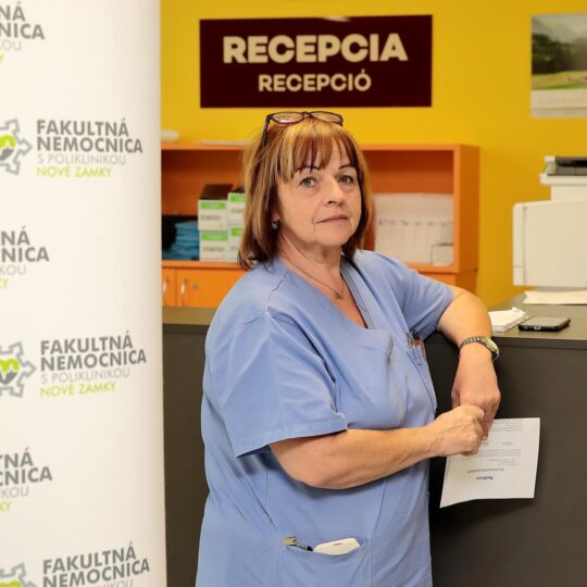 Neurochirurgovia z Nových Zámkov ako prví na Slovensku operovali chrbticu novou biportálnou endoskopiou