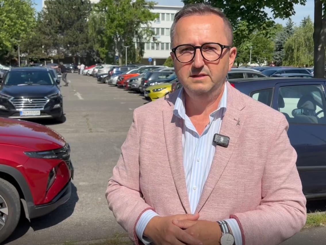 Nova-parkovacia-politika-pri-nemocnici-viac-miesta-pre-pacientov.jpg