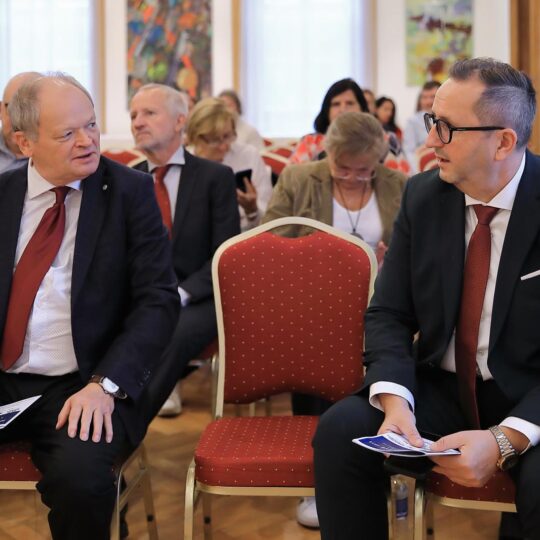Článok fnspnz - 19. ročník Novozámockých dní anestéziológie a intenzívnej medicíny v Mojmirovciach