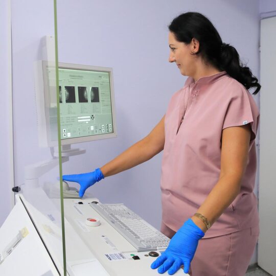 Naše mamografické centrum patrí medzi TOP 5 skríningových mamografických pracovísk na Slovensku. Naše mamografické centrum patrí medzi TOP 5 skríningových mamografických pracovísk na Slovensku.