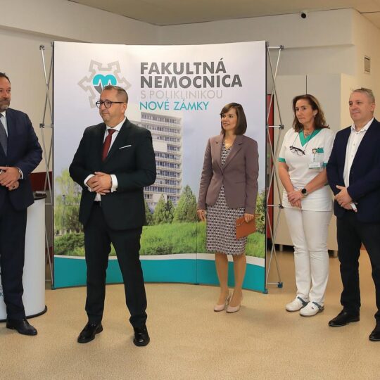 Zrekonštruovaný urgentný príjem s triážnym pultom vo Fakultnej nemocnici s poliklinikou v Nových Zámkoch