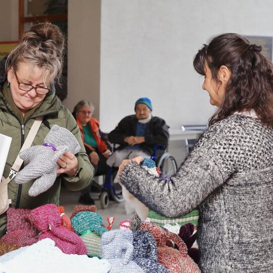 Predvianočná predajná výstava prác pacientov psychiatrického oddelenia