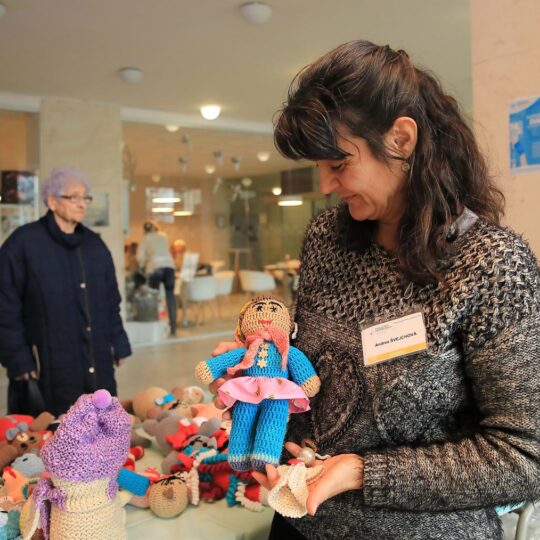 Predvianočná predajná výstava prác pacientov psychiatrického oddelenia