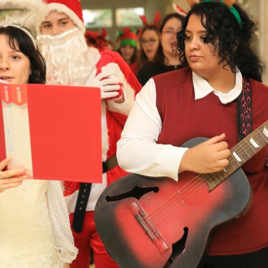 FNsP NZ - Mikuláš priniesol radosť pre malých aj veľkých pacientov