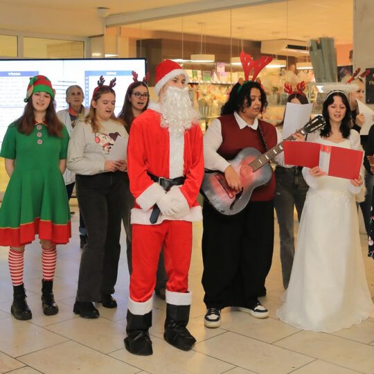 FNsP NZ - Mikuláš priniesol radosť pre malých aj veľkých pacientov