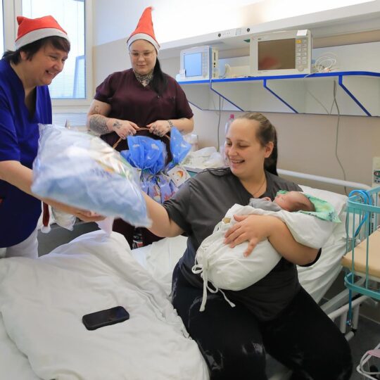 FNsP NZ - Mikuláš priniesol radosť pre malých aj veľkých pacientov