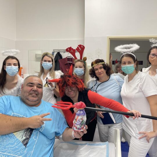 FNsP NZ - Mikuláš priniesol radosť pre malých aj veľkých pacientov