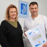 Odovzdanie ocenenia - Občianske Združenie Život po porážke ocenilo našu Neurologickú ambulanciu