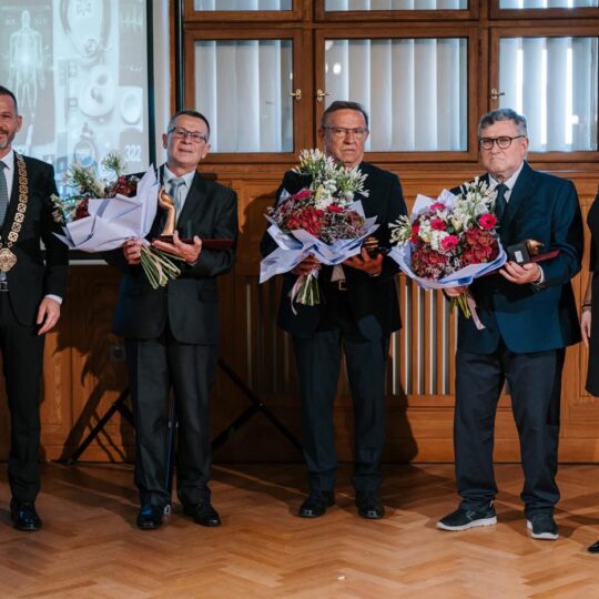 MUDr. Varga ocenený za celoživotný prínos v zdravotníctve MUDr. Varga ocenený za celoživotný prínos v zdravotníctve